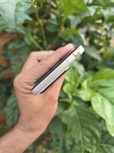 Xiaomi 15Pro 12g/256g_CH(វៃដូរបាន)👉$445