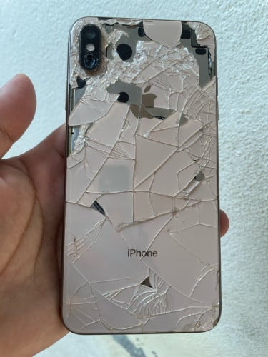 XS Max 256GB បេីកចេញដូចក្នុងរូបភាព Sell 35$