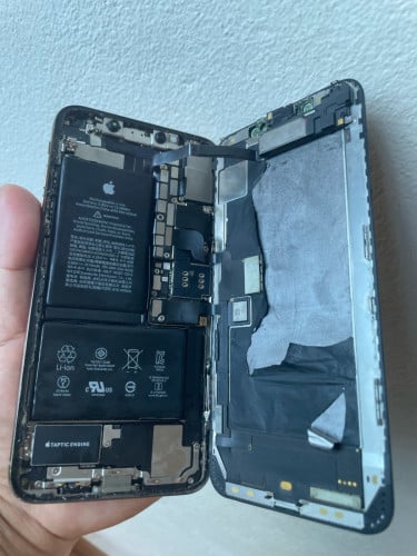 XS Max 256GB បេីកចេញដូចក្នុងរូបភាព Sell 35$