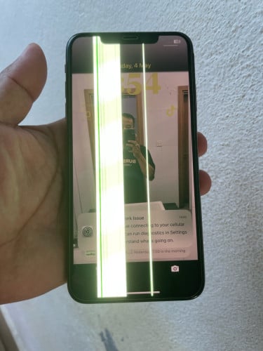 XS Max 256GB បេីកចេញដូចក្នុងរូបភាព Sell 35$