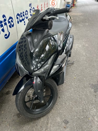 Yamaha Aerox 155cc ស្មាតឃី year 2018 មានពន្ធ