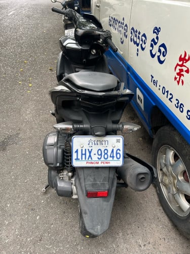 Yamaha Aerox 155cc ស្មាតឃី year 2018 មានពន្ធ