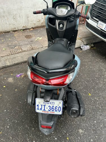 Yamaha N.max 125cc year 2021 ស្មាតឃី មានពន្ធ