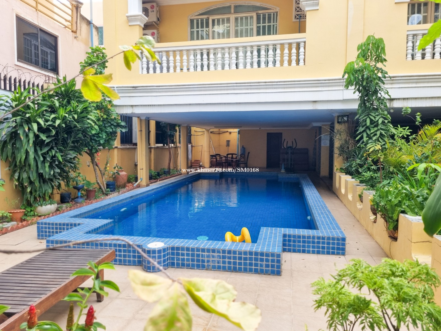 Swimming pool Studio Room for rent in Boeng Tumpun