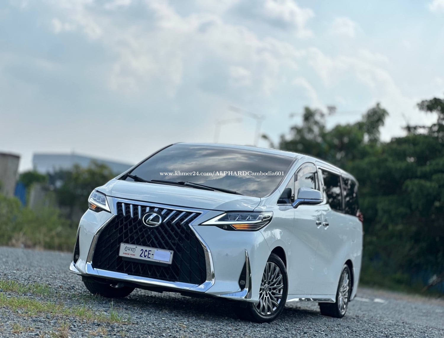 TOYOTA ALPHARD 2016 UPDATE LM 350H EXECUTIVE LOUNGE
