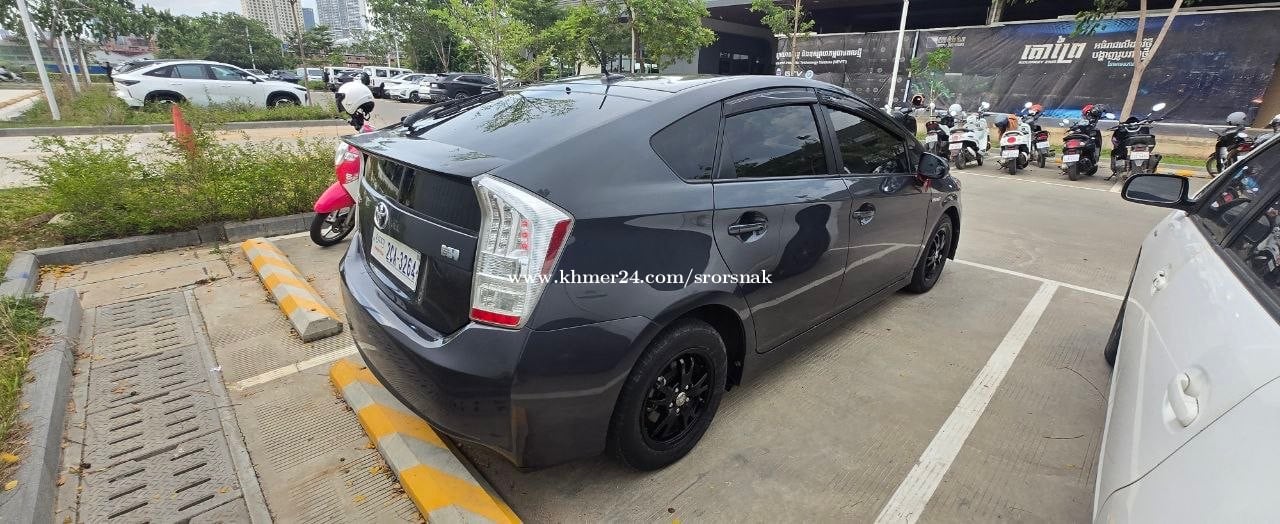 Toyota Prius 010 Option 3