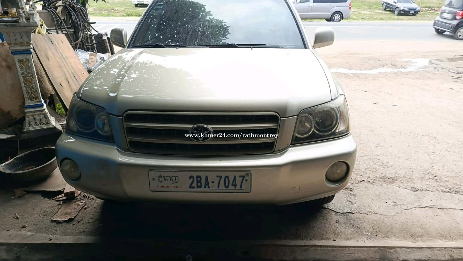 ឡានលក់ Highlander V6 P1 តម្លៃ 13,000$ ចចារ