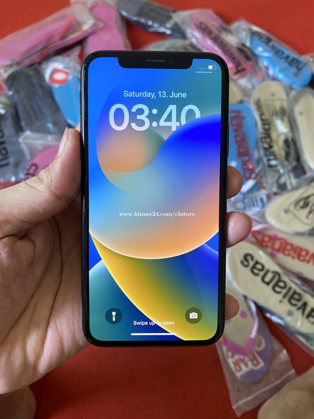 Iphone X 64G សំនុំហ្សីន មានស្កេន ថ្ម90% ប្រភេទ អីវ៉ាន់ស្អាត