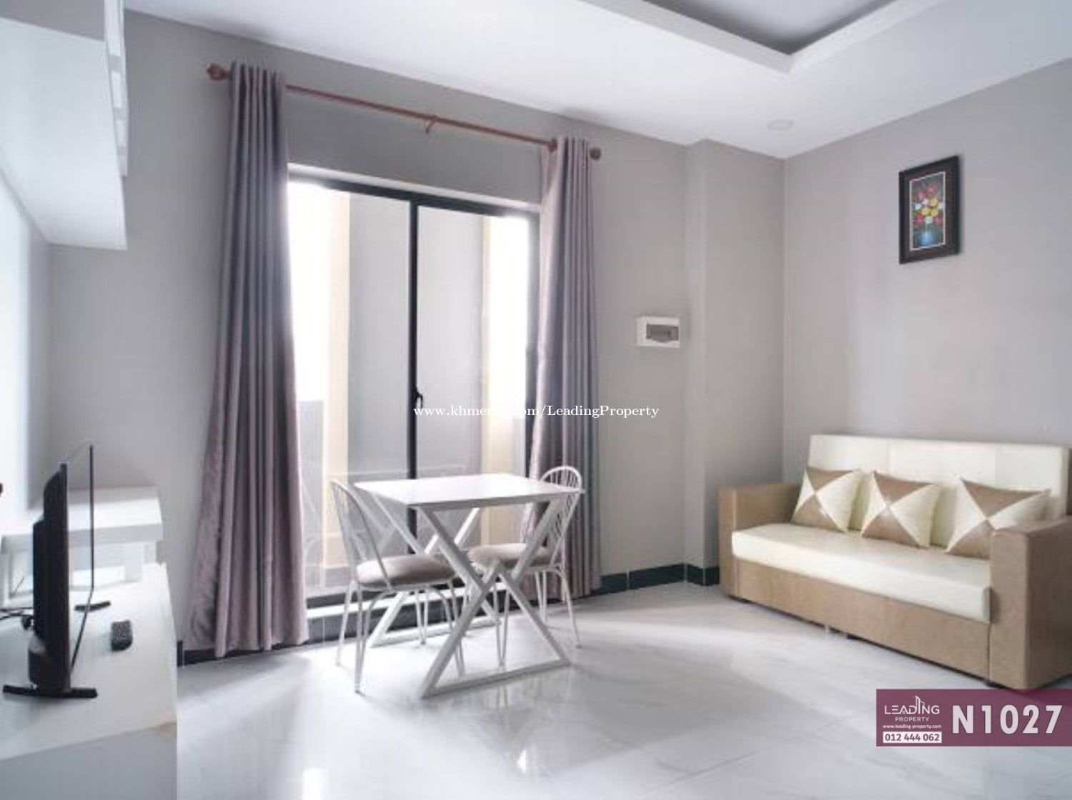 N1027 | Fully Furnished 2 Bedrooms Apartment with Lift For Rent