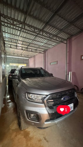 ឡានលក់ អត់ប្រញាប់