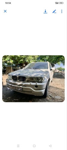 រថយន្តផ្ទាល់ខ្លួន