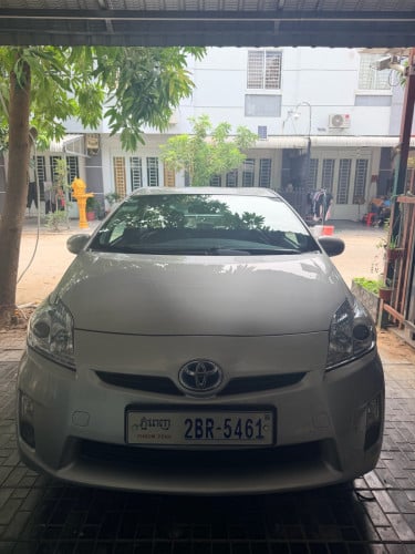 ចងលក់011 option 2 ពណ៍ប្រាក់ 14000$ចចារ