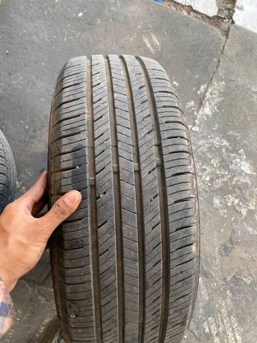 លក់យ៉ាន់សំបកកង់នៅថ្មី 215/60R16