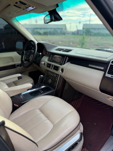 $9300 Reng Rover Vogue 08ឡើង010 V8សាំង ឯកសារគ្រប់ ម្ចាស់ផ្ទាល់ ធានាម៉ាសុីនប្រអប់លេខអេម