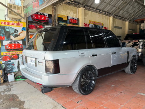 $9300 Reng Rover Vogue 08ឡើង010 V8សាំង ឯកសារគ្រប់ ម្ចាស់ផ្ទាល់ ធានាម៉ាសុីនប្រអប់លេខអេម