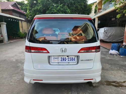 លក់ELYSIONឆ្នាំ06.កៅអី3ជួរ.មានរំលោះ.រឺ.ប្តួរទ្បានបាន