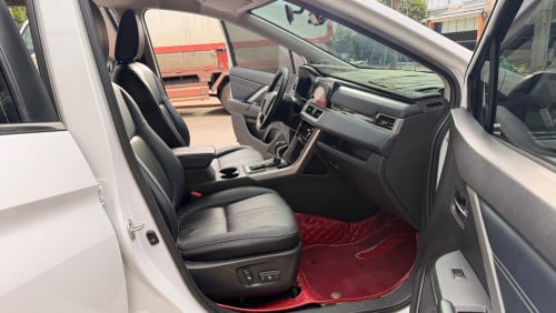 មហាសែនថ្មី Mitsubishi X-Pander Cross 2023 ហ្សុីន១ជុំ