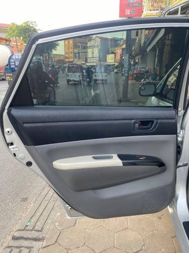 ឡានស្អាត Prius 2007 Half full ម្ចាស់ដើម