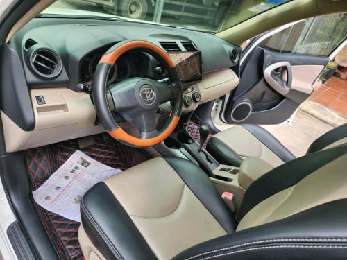 លក់RAV4 ឆ្នាំ06ប៉ុង១.រំលោះសុទ្ធរឺវ៉ៃដូរបាន.គ្រប់សារីនឹងខេត្ត