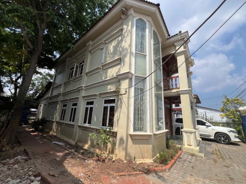 ✅វីឡា សំរាប់ជួលទំហំដី 16*23ទំហំផ្ទះ 8*15