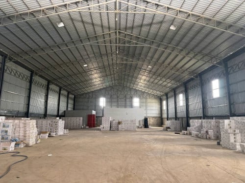 ឃ្លាំងសម្រាប់ជួល / Warehouse for Rent