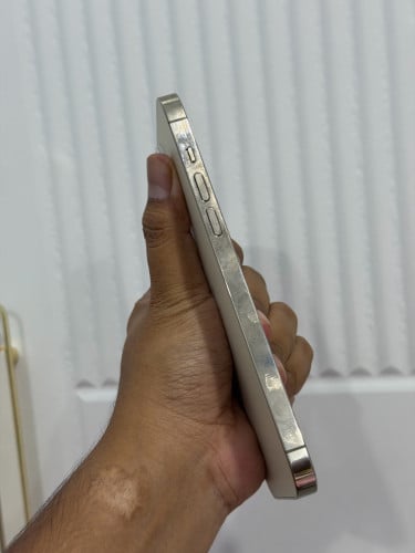 14 Pro max 256g Lla 99% ដាន lcd តិចៗ