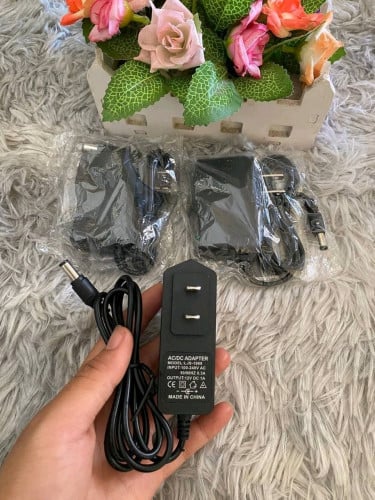 Adapter 12v-1A