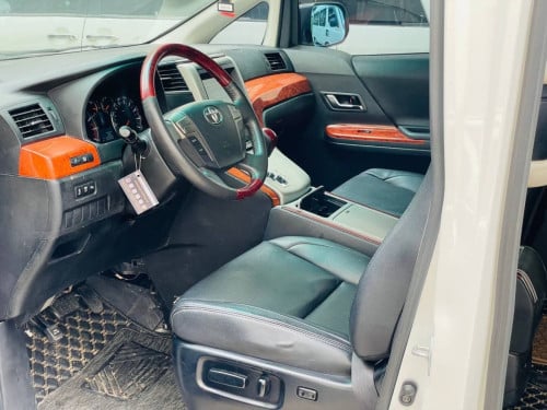 ALPHARD 2010 For Rent /出租
