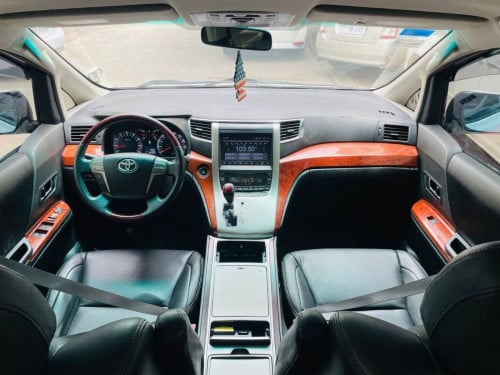 ALPHARD 2010 For Rent /出租