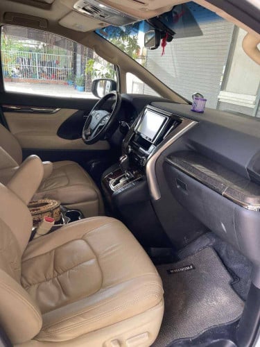 ALPHARD 2015 For Rent /出租