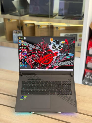 ASUS ROG STRIX G814JV i9-13t 32G-1T-4060 8G