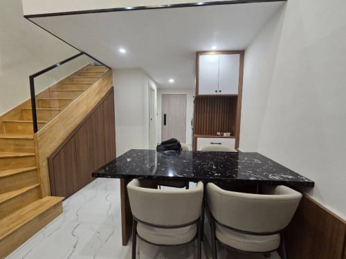 Condo L tower 271