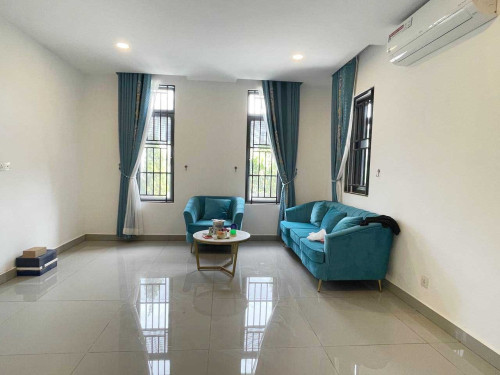 Corner Villa Queen for Rent In Borey Chip Mong Landmark 60m
