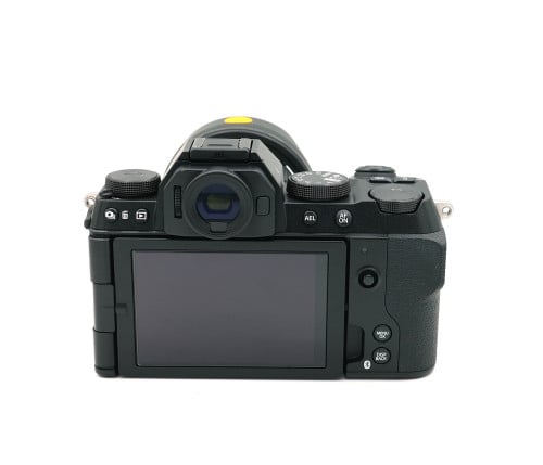 FUJIFILM X-S20 & SIGMA 18-50mm F/2.8 DC DN