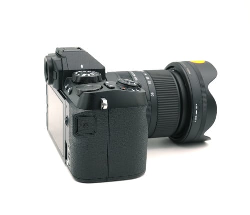 FUJIFILM X-S20 & SIGMA 18-50mm F/2.8 DC DN