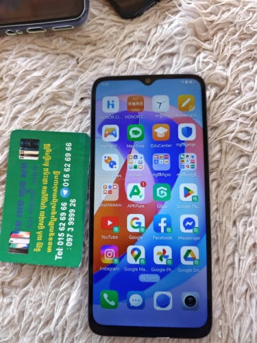 Honor play 40s Ram 4 memory 128g China version Free ស្រោម 1 ប្រើ បាន ធម្មតាលក់ 25$ 01562