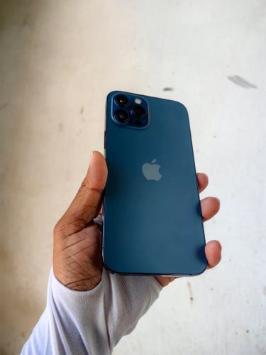 IP 12 PM (LL/A)/Ram: 6GB/Memory: 128GB