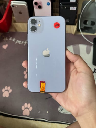 iPhone 11 64GB អេក្រង់សុីន ស្គេនមុខ តម្លៃ 100$