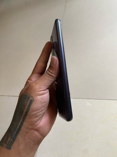 iQoo Ram8+8 128g ស្នុំសុីនអេក្រង់120hz ស្ទេីរសំបងតិចលក់45$ដាច់តម្លៃល្អបងៗឆាត📥🙏🏻