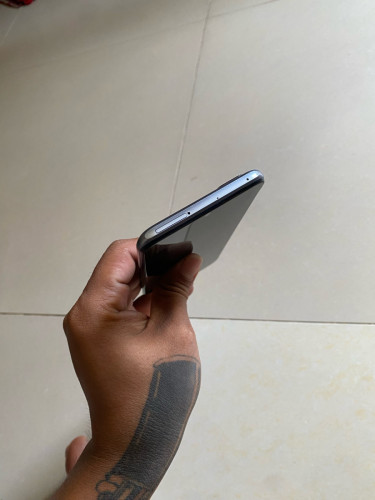 iQoo Ram8+8 128g ស្នុំសុីនអេក្រង់120hz ស្ទេីរសំបងតិចលក់45$ដាច់តម្លៃល្អបងៗឆាត📥🙏🏻