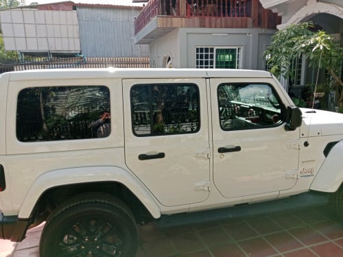 Jeep Sahara hybrid ម្ចាស់គាត់ត្រូវការលក់វិញ ឡានដាក់មកតែគ្មានអ្នកជិះ