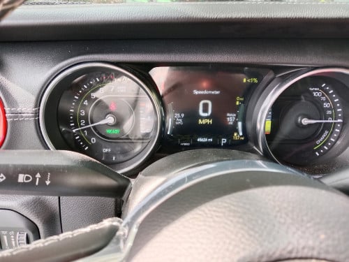 Jeep Sahara hybrid ម្ចាស់គាត់ត្រូវការលក់វិញ ឡានដាក់មកតែគ្មានអ្នកជិះ