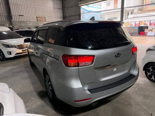 Kia carnival 2015