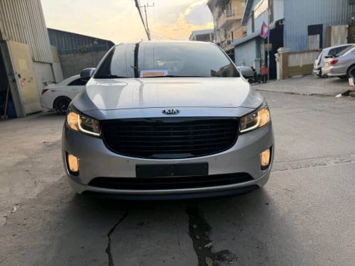 Kia carnival 2015
