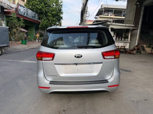 Kia carnival 2015