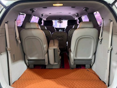 Kia carnival 2017full option ទ្វាអូតូបី