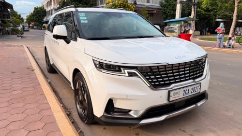 KIA Grand Carnival 2023