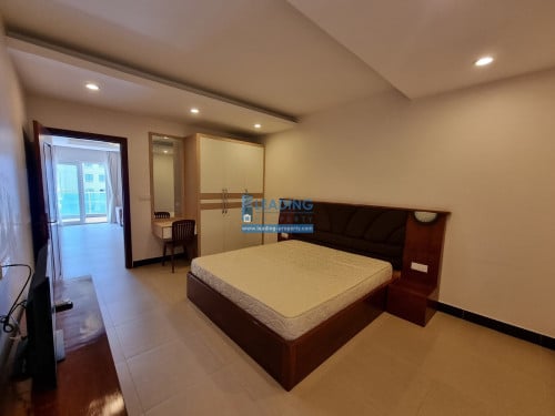 N004 | Beautiful Western Apartment 1 Bedroom Unit For Rent in Toul Kork
