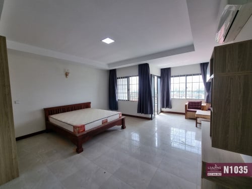 N1035 | Nice Studio with Private Balcony For Rent in Chroy Changva Area
