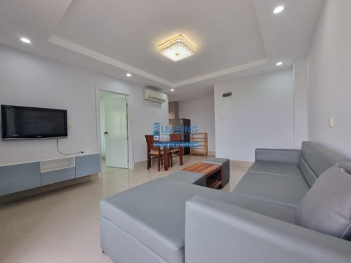N118 | Brand New Western 1 Bedroom Furnished Near CIA School Street 2004